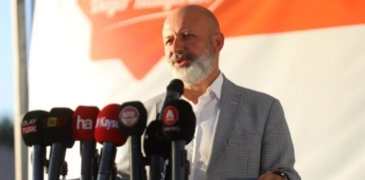 BAŞKAN ÇOLAKBAYRAKDAR; “İLK GÜNDEN BERİ NE SÖZ VERDİYSEK, HEPSİNİ YERİNE GETİRİYORUZ”