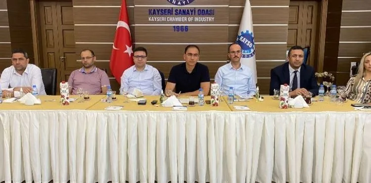 BÜYÜKŞEHİR KARİYER MERKEZİ’NDEN ŞEHİRDE GENİŞ KAPSAMLI İNSAN KAYNAKLARI TOPLANTISI