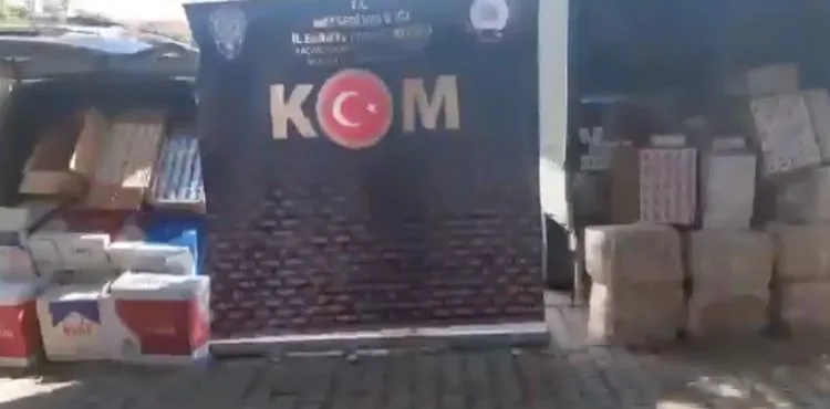 Polis ekiplerinden tütün dolu depoya baskın