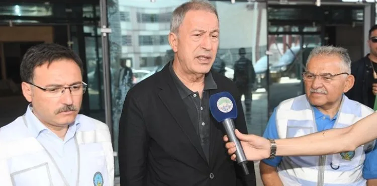 AKAR, ÇİÇEK VE BÜYÜKKILIÇ’TAN KAYSERİ HAVALİMANI YENİ TERMİNAL BİNASI’NDA İNCELEME