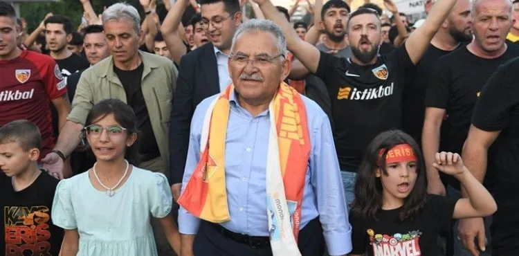 BAŞKAN BÜYÜKKILIÇ’TAN YENİ SEZONDA DA ŞEHRİN TAKIMINA TAM DESTEK