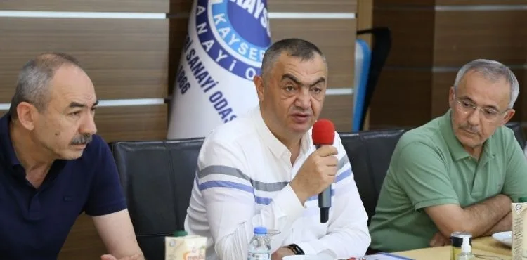 KAYSO TOBB ETÜ Mezunlarını Ağırladı