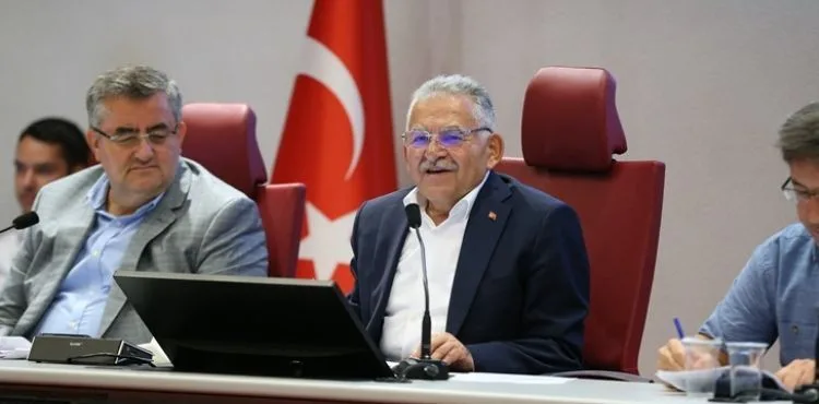 BÜYÜKŞEHİR BELEDİYE MECLİSİ, 111 MADDEYİ KARARA BAĞLADI