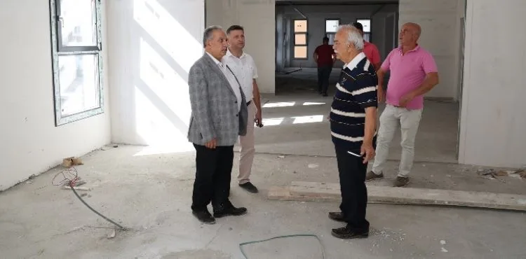 TALAS MEHMET KARAMERCAN KÜTÜPHANESİ GÜN SAYIYOR