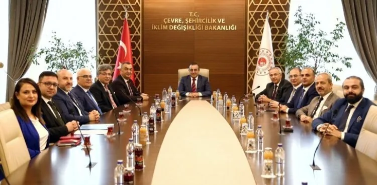 KAYSO Yönetiminden Bakan Özhaseki’ye Hayırlı Olsun Ziyareti