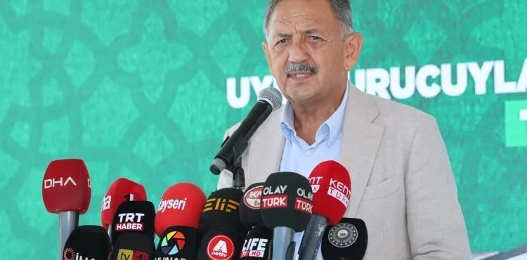 BAKAN ÖZHASEKİ: “İNSANIN EN BÜYÜK DEPREMİ MADDE BAĞIMLILIĞIDIR”