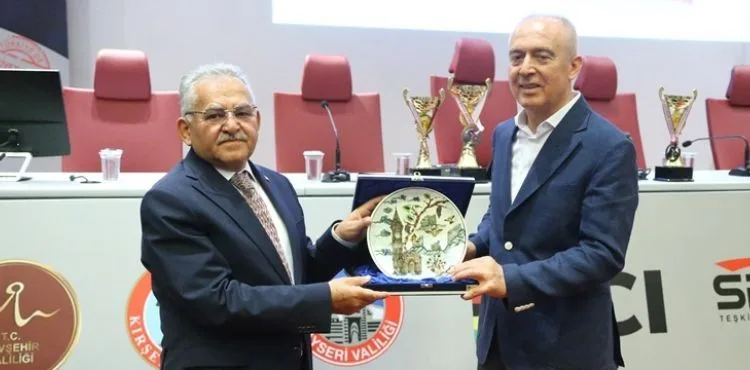TÜRKİYE BİSİKLET FEDERASYONU BAŞKANINDAN BAŞKAN BÜYÜKKILIÇ’A “BİSİKLET” TEŞEKKÜRÜ