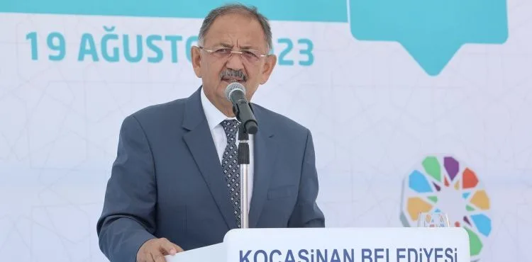 BAKAN MEHMET ÖZHASEKİ: “KAYSERİ 1994 SEÇİMLERİ VE AK PARTİ İKTİDARIYLA GELİŞTİ”