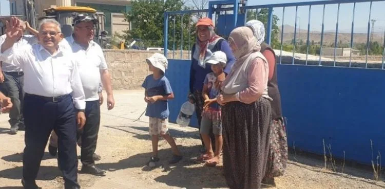 Büyükkılıç, Yemliha’da KASKİ’nin İçme Suyu Projesi’ni Yerinde İnceledi