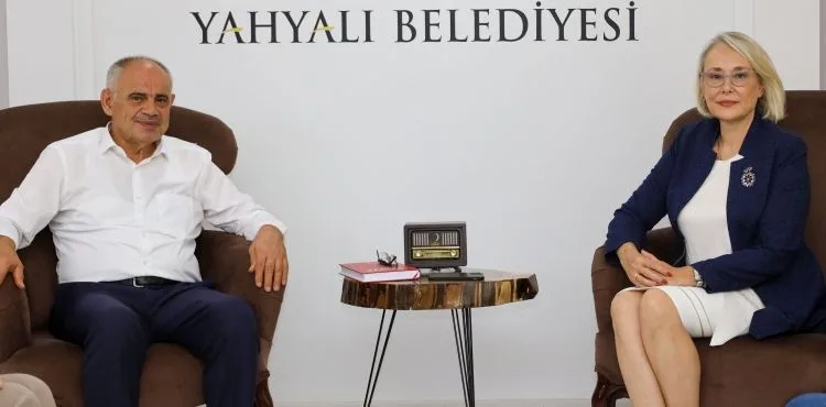 TOHUMLUK VAKFI’NIN EĞİTİM PROJESİNE YAHYALI BELEDİYESİ’NDEN DESTEK