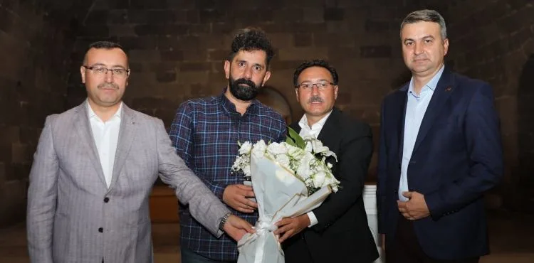 Vali Çiçek Eyvan Sohbetleri ’ne Katıldı