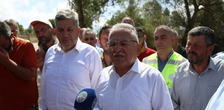 BAŞKAN BÜYÜKKILIÇ, BÜNYAN’DAKİ SEL BÖLGESİNDE İNCELEMELERDE BULUNDU