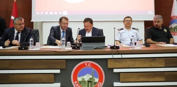 Üniversitelerin Güvenliğine Yönelik Değerlendirme Toplantısı, Vali Çiçek Başkanlığında Yapıldı