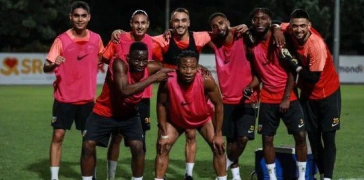 Kayserispor günü çift idmanla tamamladı
