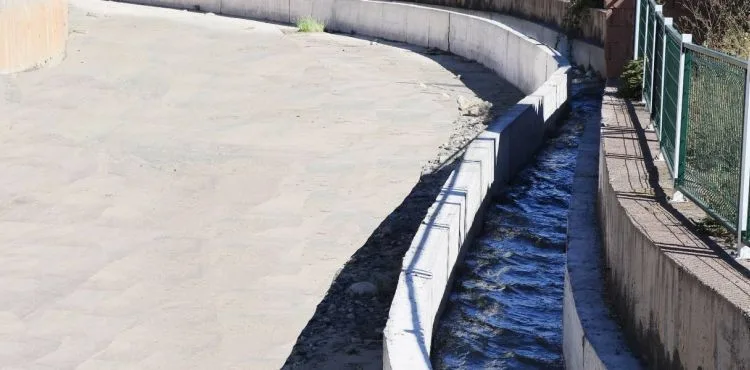 Yeşilhisar’da bağ ve bahçe aralarında beton kanal çalışması tamamlandı