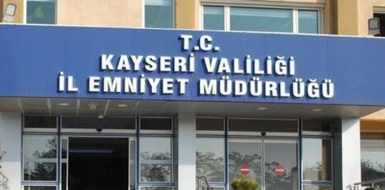 Emniyet Müdürlüğü'nde polis memuru komşusu teknikeri öldürdü