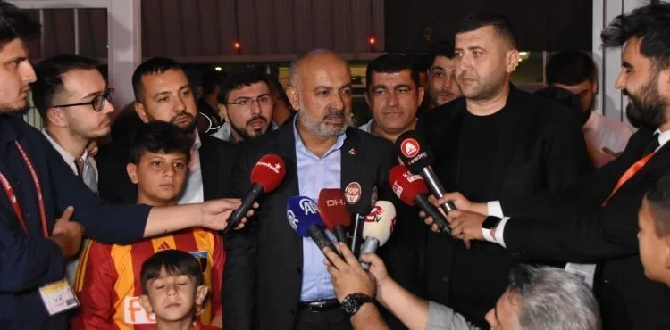 Kayserispor Başkanı Ali Çamlı: “Galibiyeti tüm şehrimize armağan ediyorum”