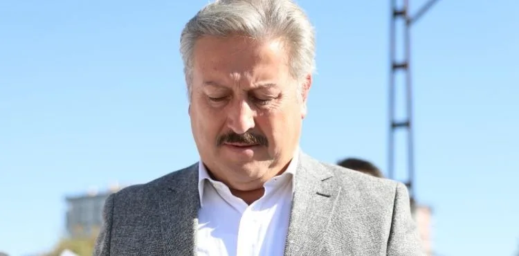 KENTSEL DÖNÜŞÜMDEKİ HIZI VE KALİTESİYLE MELİKGAZİ REFERANS OLMAYA DEVAM EDİYOR