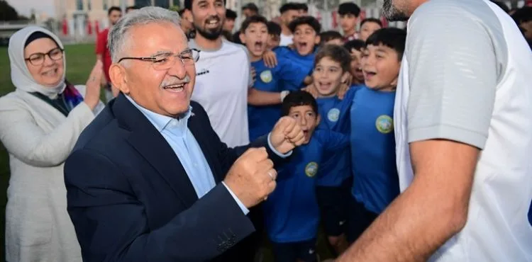 BAŞKAN BÜYÜKKILIÇ’TAN AMATÖR SPORA 1,5 MİLYON TL’LİK MALZEME DESTEĞİ