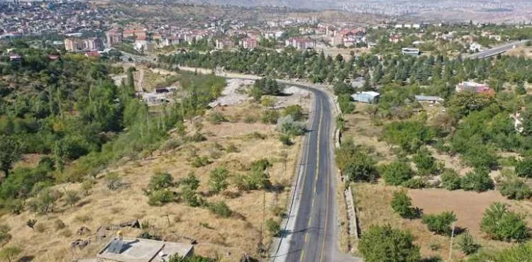 500 MİLYONLUK ERCİYES YOLU’NDA ÇALIŞMALAR SÜRÜYOR