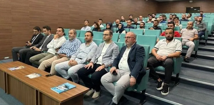 KOCASİNAN’DA TEKNİK ÇALIŞANLARA DEPREM BİLGİLENDİRME EĞİTİMİ VERİLDİ