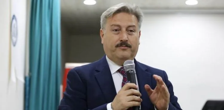 BAŞKAN PALANCIOĞLU'NDAN ÖĞRENCİLERE ALTIN ÖĞÜTLER