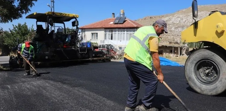 BÜYÜKŞEHİR’DEN AKKIŞLA İLÇESİNE 55 MİLYON TL’LİK “YOL” YATIRIMI