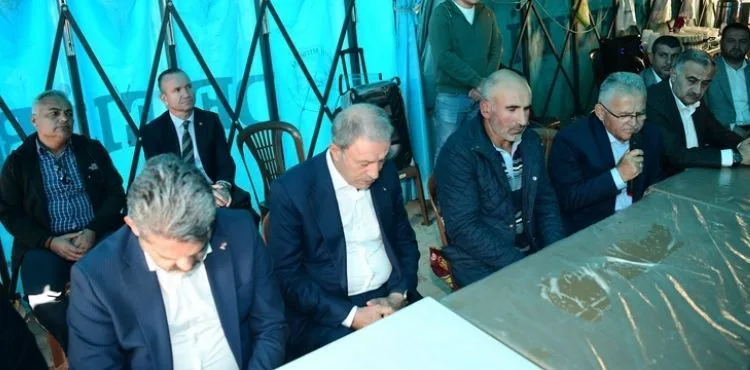 AKAR VE BÜYÜKKILIÇ’TAN ŞEHİT BOZLAĞAN’IN AİLESİNE TAZİYE ZİYARETİ