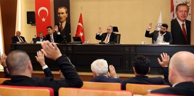 TALAS'TA BÜTÇE BÜYÜYOR, YATIRIMLAR ARTIYOR