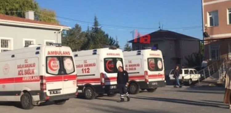 Okulda gıda zehirlenmesi şüphesi: 34 öğrenci hastaneye kaldırıldı
