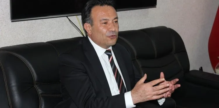 ‘Öğretmenim Seninleyim’ Projesi kapsamında öğretmenlerle bir araya geldi