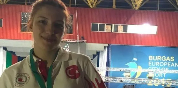 Milli sporcu Buket Kaya trafik kazasında yaşamını yitirdi