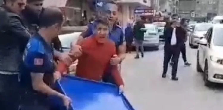 Zabıta Teşkilatı Federasyonu, gündem olan seyyar satıcı ile ilgili yasal işlem yapılacağını bildirdi