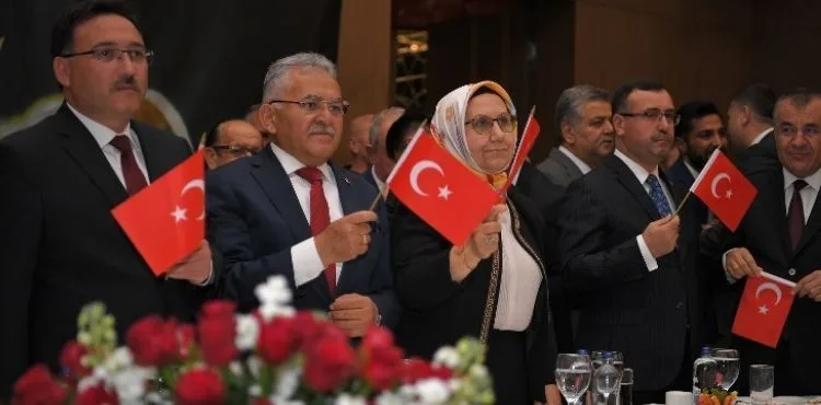 BAŞKAN BÜYÜKKILIÇ: “BİZİM İÇİN CUMHURİYET, HALKA HİZMETTİR”