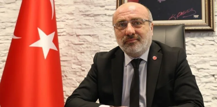 KAYÜ Rektörü Karamustafa’dan “Cumhuriyet Bayramı” Mesajı