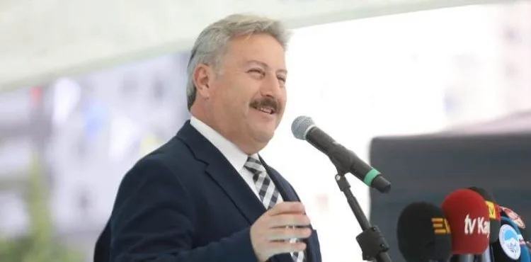 İLÇEYE 15 AİLE SAĞLIK MERKEZİ KAZANDIRAN MELİKGAZİ’DEN BİR SAĞLIK MERKEZİ DAHA…