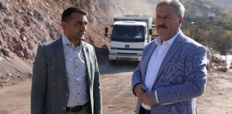 MELİKGAZİ YENİ YOLLAR İLE TRAFİK YOĞUNLUĞUNU AZALTIYOR