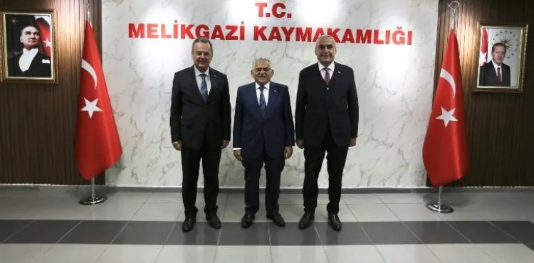 BAŞKAN BÜYÜKKILIÇ’TAN MELİKGAZİ KAYMAKAMLIĞI’NA ZİYARET