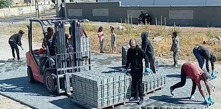BÜYÜKŞEHİR’DEN 10 AYDA KIRSALA 123 MİLYON TL’LİK KİLİT BETON PARKE