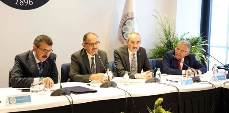BAKAN TEKİN İLE BAKAN ÖZHASEKİ’DEN KTO’YA ZİYARET