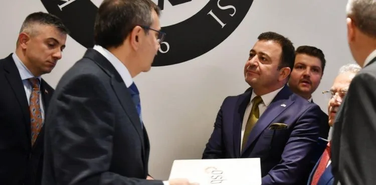 Kayseri OSB Başkanı Yalçın, Milli Eğitim Bakanı Tekin’e Mesleki Eğitime Yönelik Rapor Sundu