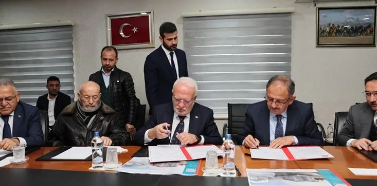 OSMAN ULUBAŞ KÖŞK ORTAOKULU İÇİN İMZALAR ATILDI