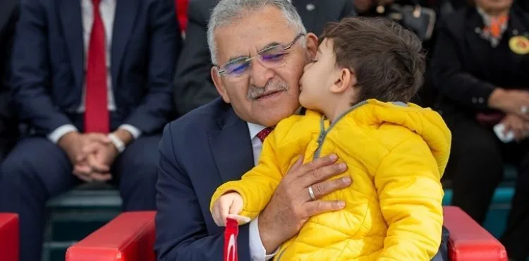 BAŞKAN BÜYÜKKILIÇ: “İNSANLARI KUCAKLAYAN, BAĞRINA BASAN, BİR YAKLAŞIM İÇERİSİNDEYİZ”