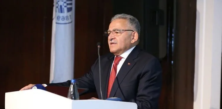 BAŞKAN BÜYÜKKILIÇ, İSLAM TARİHÇİSİ KÖKSAL’IN KONU EDİLDİĞİ PANELE KATILDI