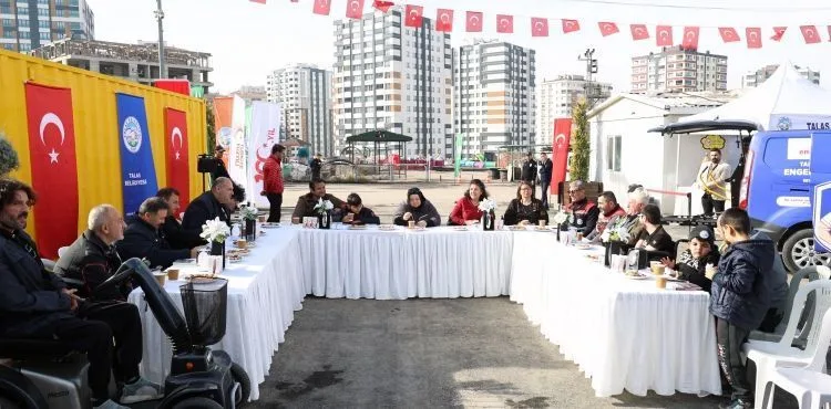 ENGELLİLER GÜNÜNDE TALAS’TAN İKİ SÜRPRİZ BİRDEN