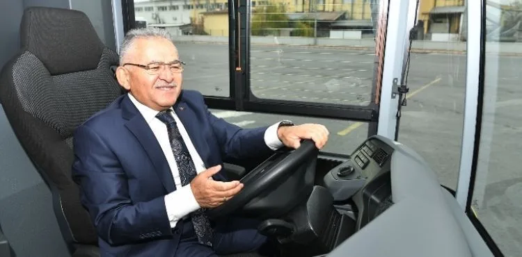BAŞKAN BÜYÜKKILIÇ: “15 ADET YENİ ELEKTRİKLİ KÖRÜKLÜ OTOBÜSLERİMİZ HAYIRLI OLSUN”