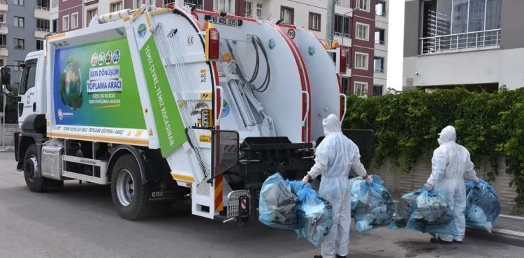 GERİ DÖNÜŞÜMDE DE TÜRKİYE BİRİNCİSİ OLAN KOCASİNAN, 71 BİN 618 AĞACIN KESİLMESİNİ ÖNLEDİ
