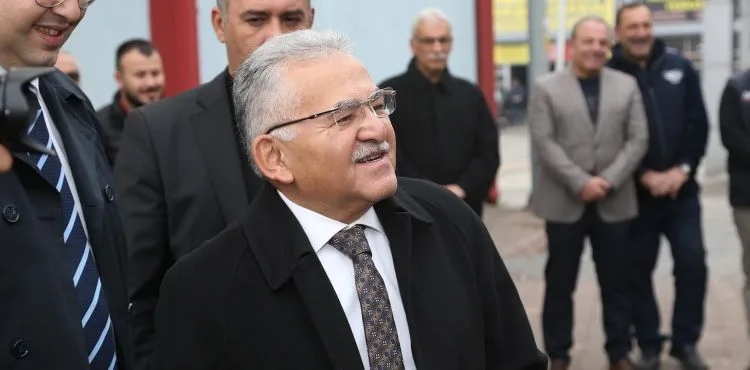 BAŞKAN BÜYÜKKILIÇ’TAN OTO SANATKÂRLAR ODASI’NA ZİYARET