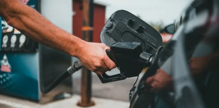 Benzine indirim kesinleşti
