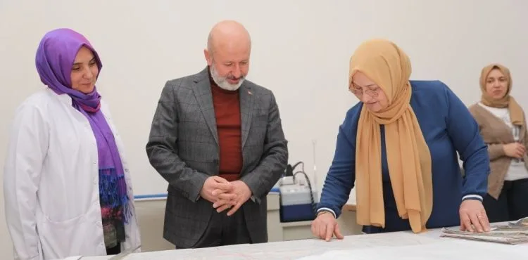 KOCASİNAN AKADEMİ, 49 BRANŞTA 38 BİN 562 KİŞİYE EĞİTİM VERDİ